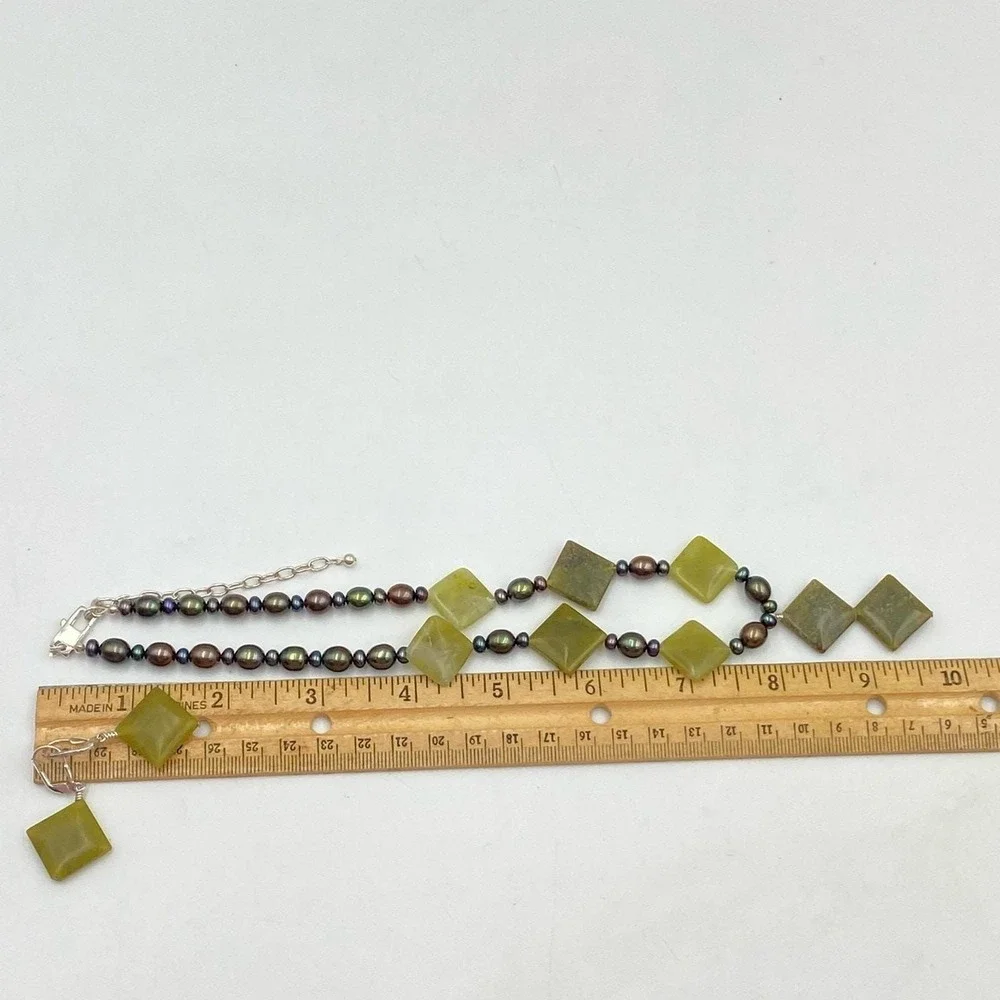 Flat Serpentine Gemstone Freshwater Pearls Sterling Silver Necklace & Earrings - Picture 8 of 10